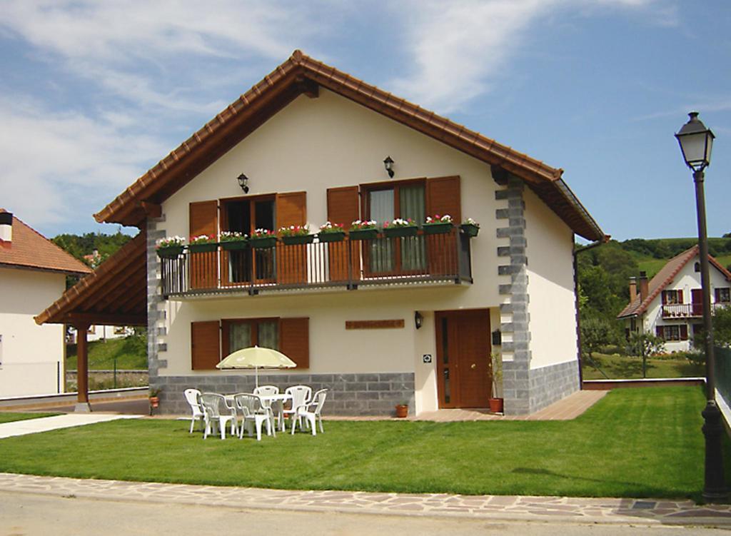 Casa Rural Irugoienea Espinal-Auzperri Екстер'єр фото